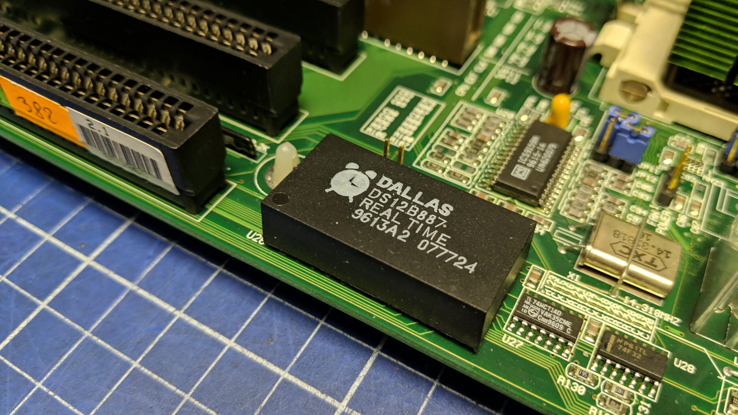 shorts - CMOS battery failed - Dallas RTC module hax