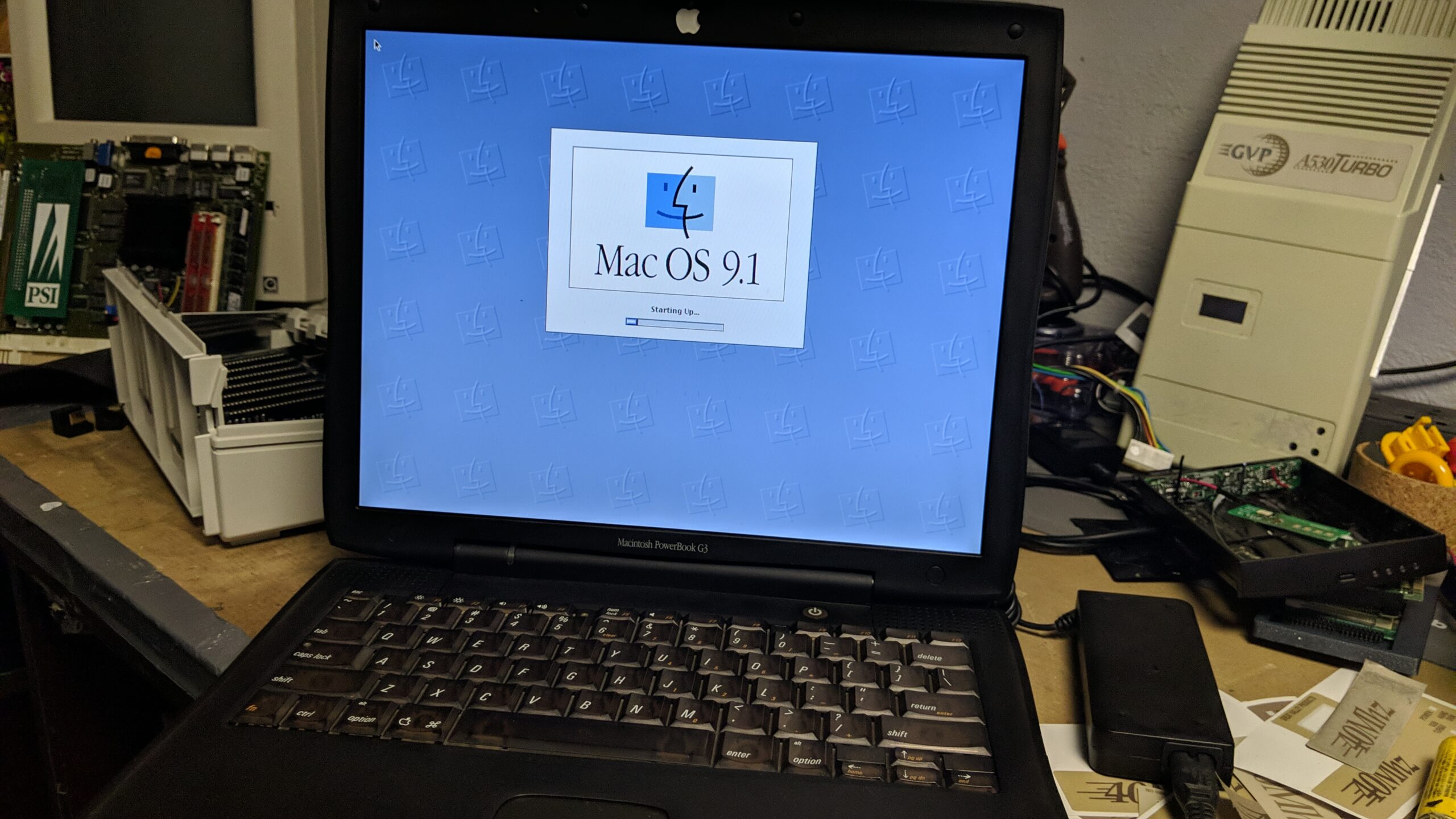 marchintosh - Macintosh PowerBook G3 battery remake
